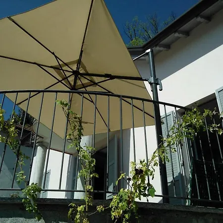 Private Garden On The Lake Lejlighed Como